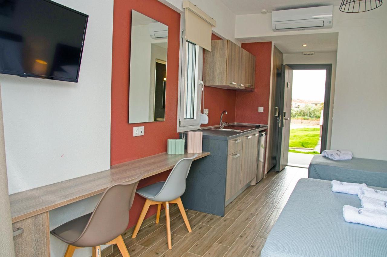 Aelia Luxury Apartments Никити Экстерьер фото