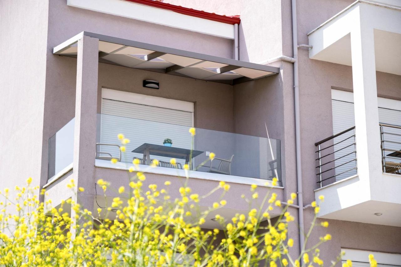 Aelia Luxury Apartments Никити Экстерьер фото